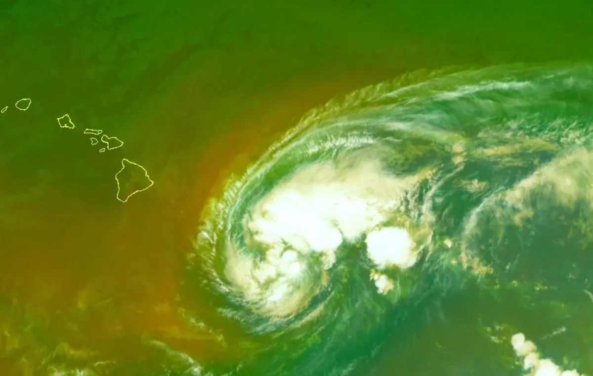 Furacão próximo à Big Island, no Havaí, visto sobre o oceano Pacífico.