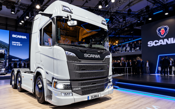 Scania Dynamic renova caminhões R e S com novo visual