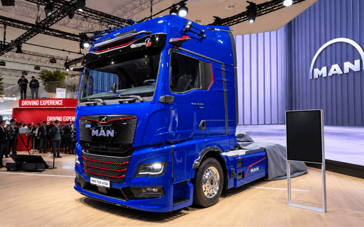MAN eTGX chega a até 720 km de autonomia