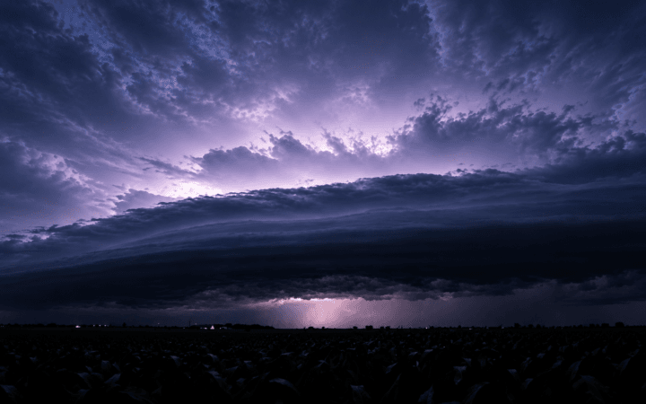 Tempestades severas no Sul trazem risco de vendavais e tornados