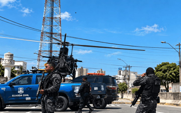 Assalto a banco em Imperatriz termina com 2 presos e 10 reféns